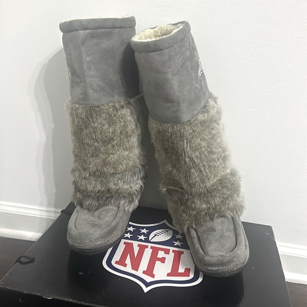 Original NFL Denver Broncos Boots. New s still in box size 10